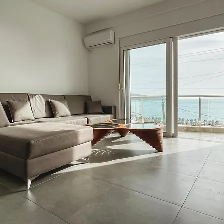 Esca Sea View *